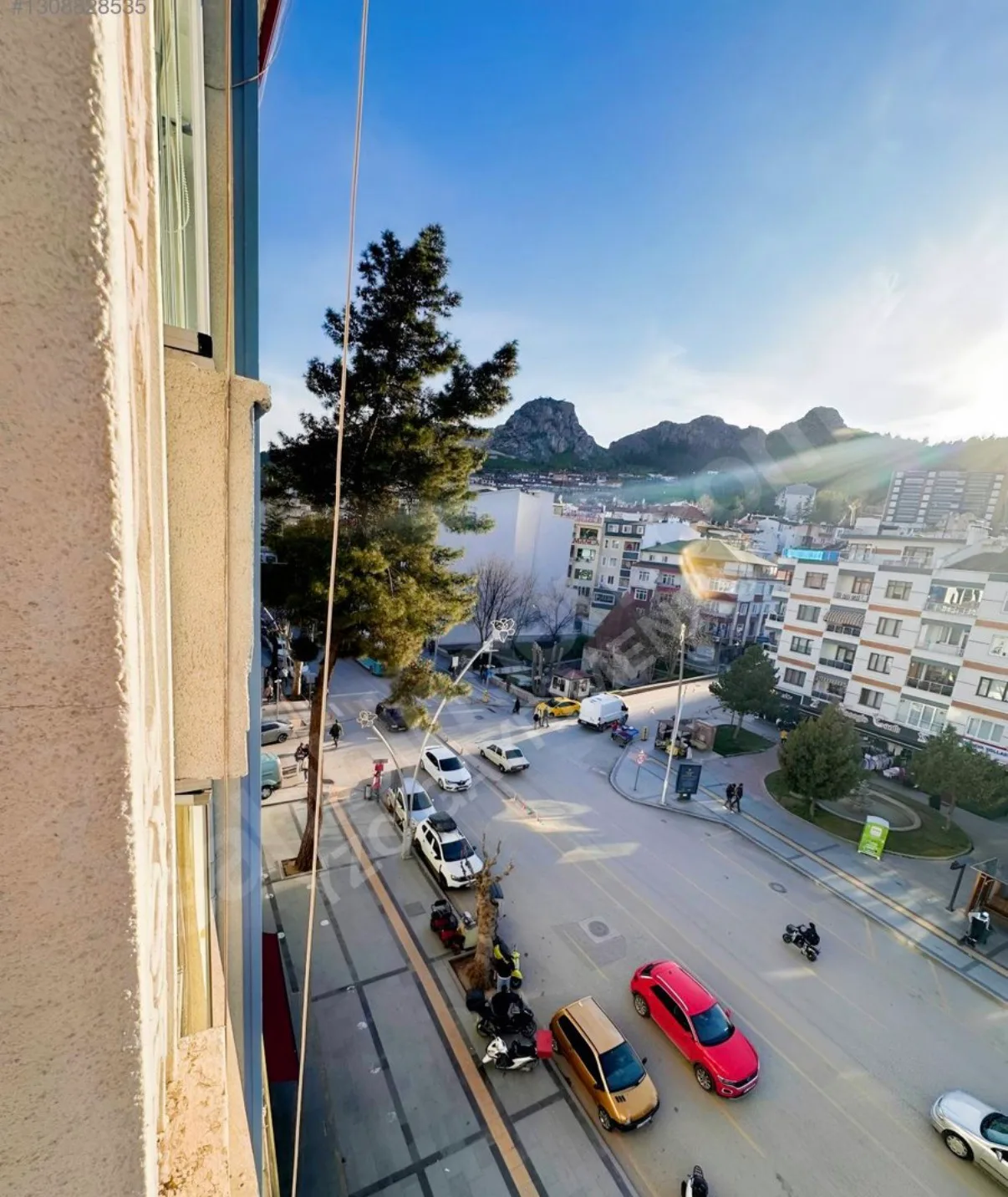Niksar Yolu Kavşağı'nda Satılık 3+1 Daire (155m²)